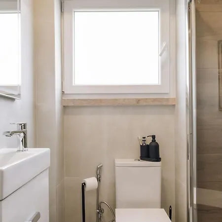 Badet - 3 Bedrooms, Office And Terrace In Alvalade Appartamento *