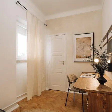 Badet - 3 Bedrooms, Office And Terrace In Alvalade Appartamento