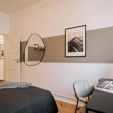 Apartmán Badet - 3 Bedrooms, Office And Terrace In Alvalade